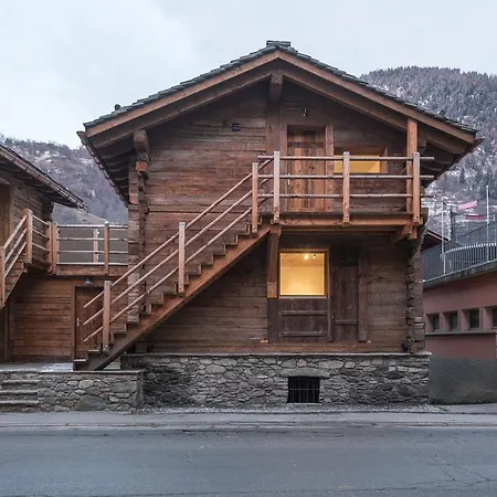 Riders Barns Chalet